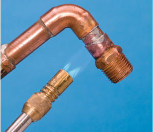 (الشكل 6 مزايا لحام الأنابيب النحاسية)